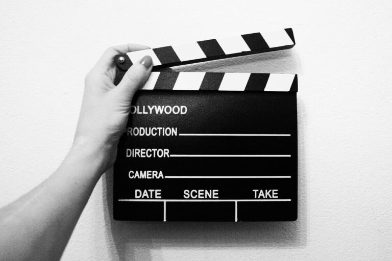 Crisis on Set: How Great Directors Stay Calm Under Pressure